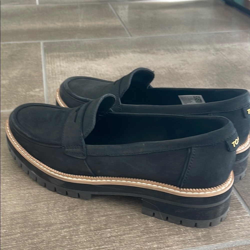 Tom’s women’s loafers